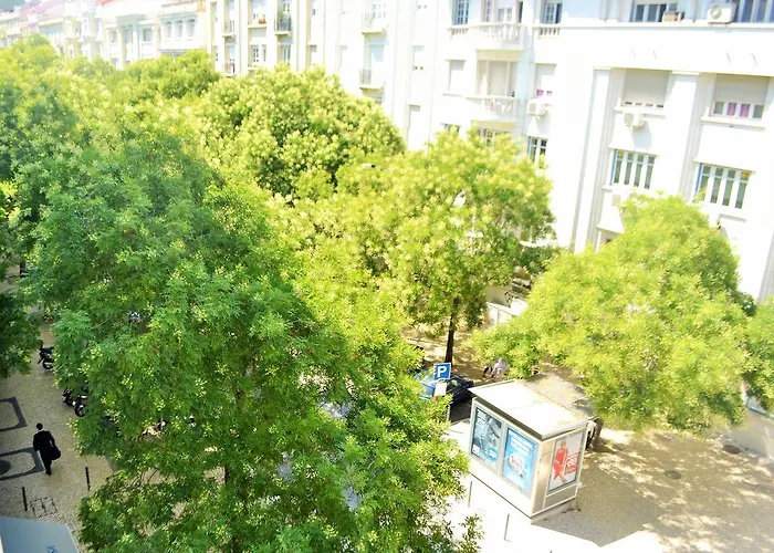 Feeling Eduardo Vii Bed and Breakfast Lisboa